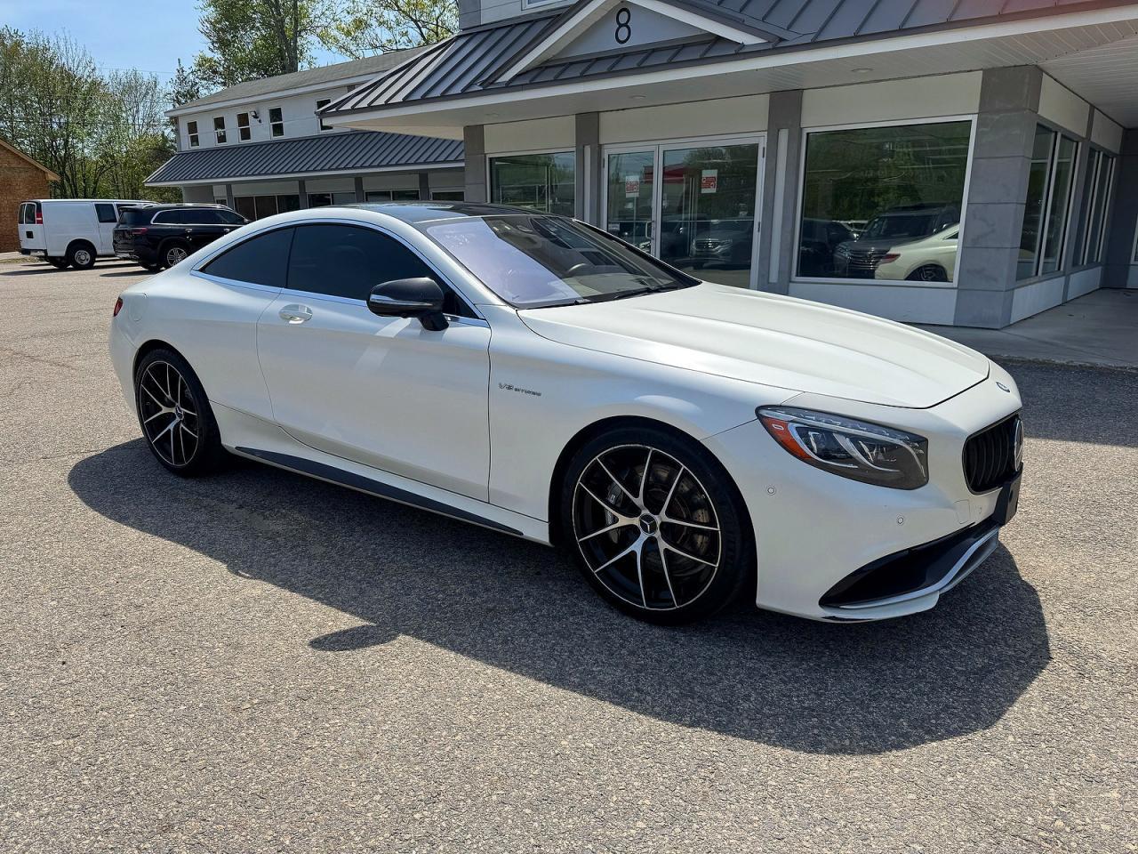 2015 Mercedes-Benz S 63 Amg - zdjęcie główne