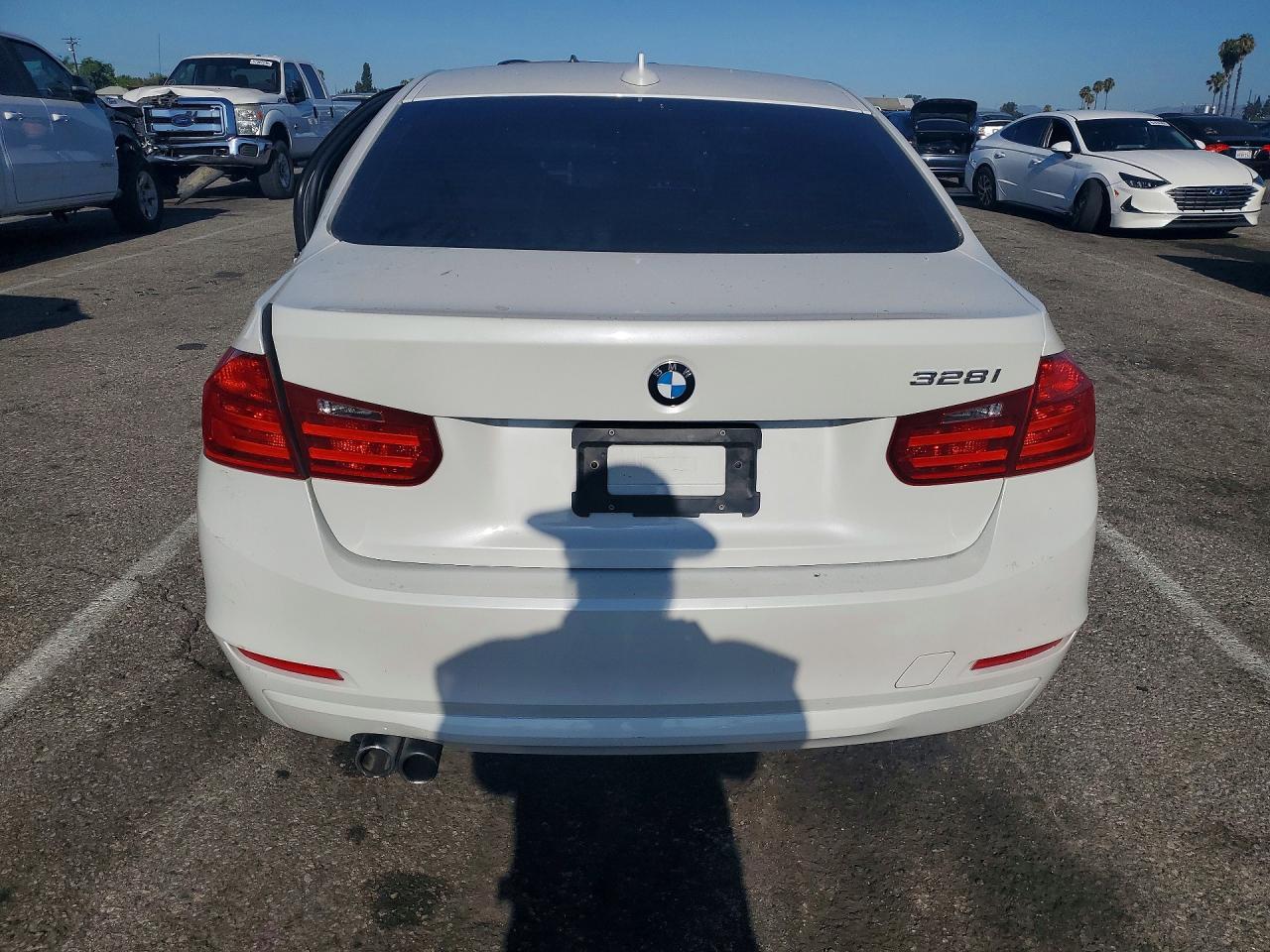 2013 BMW 328 I - zdjęcie 6
