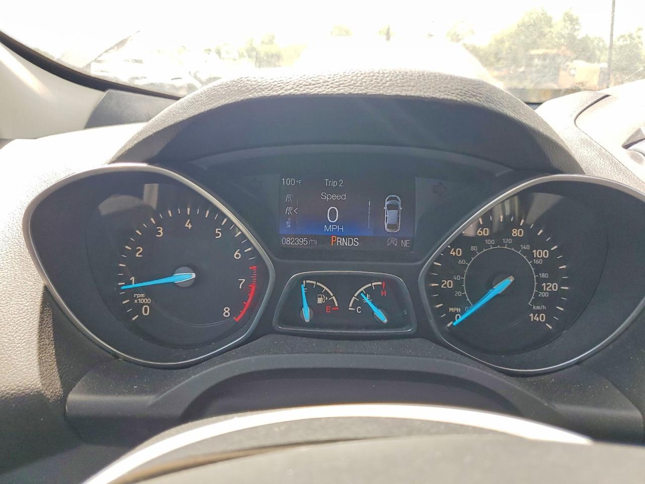 2017 Ford Escape Titanium - zdjęcie 9