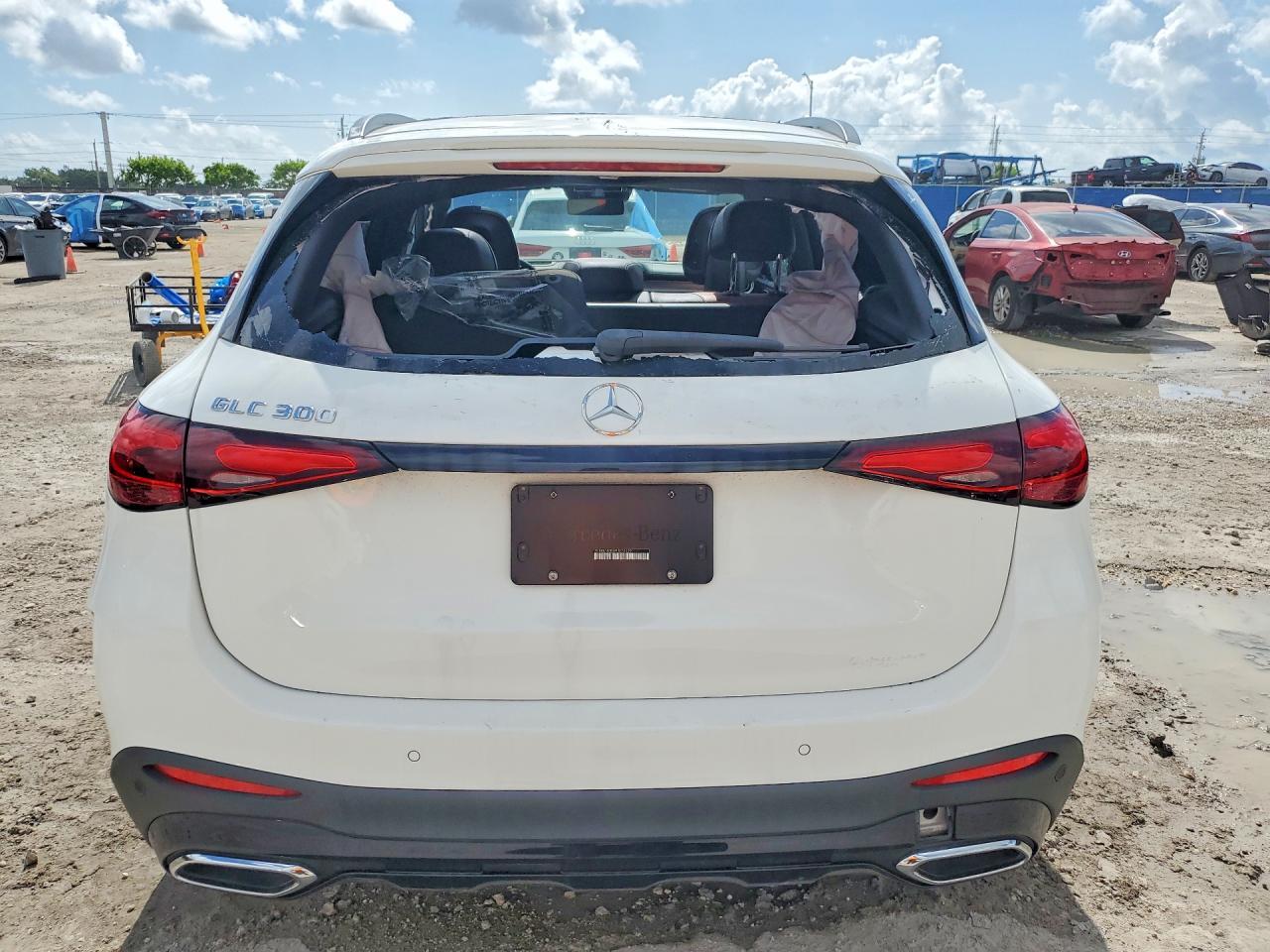 2023 Mercedes-Benz Glc 300 - zdjęcie 6