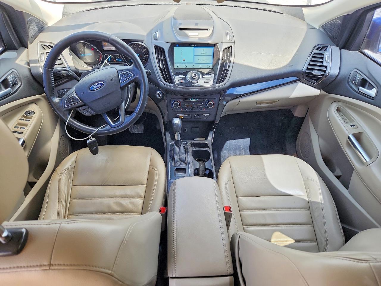 2017 Ford Escape Titanium - zdjęcie 8