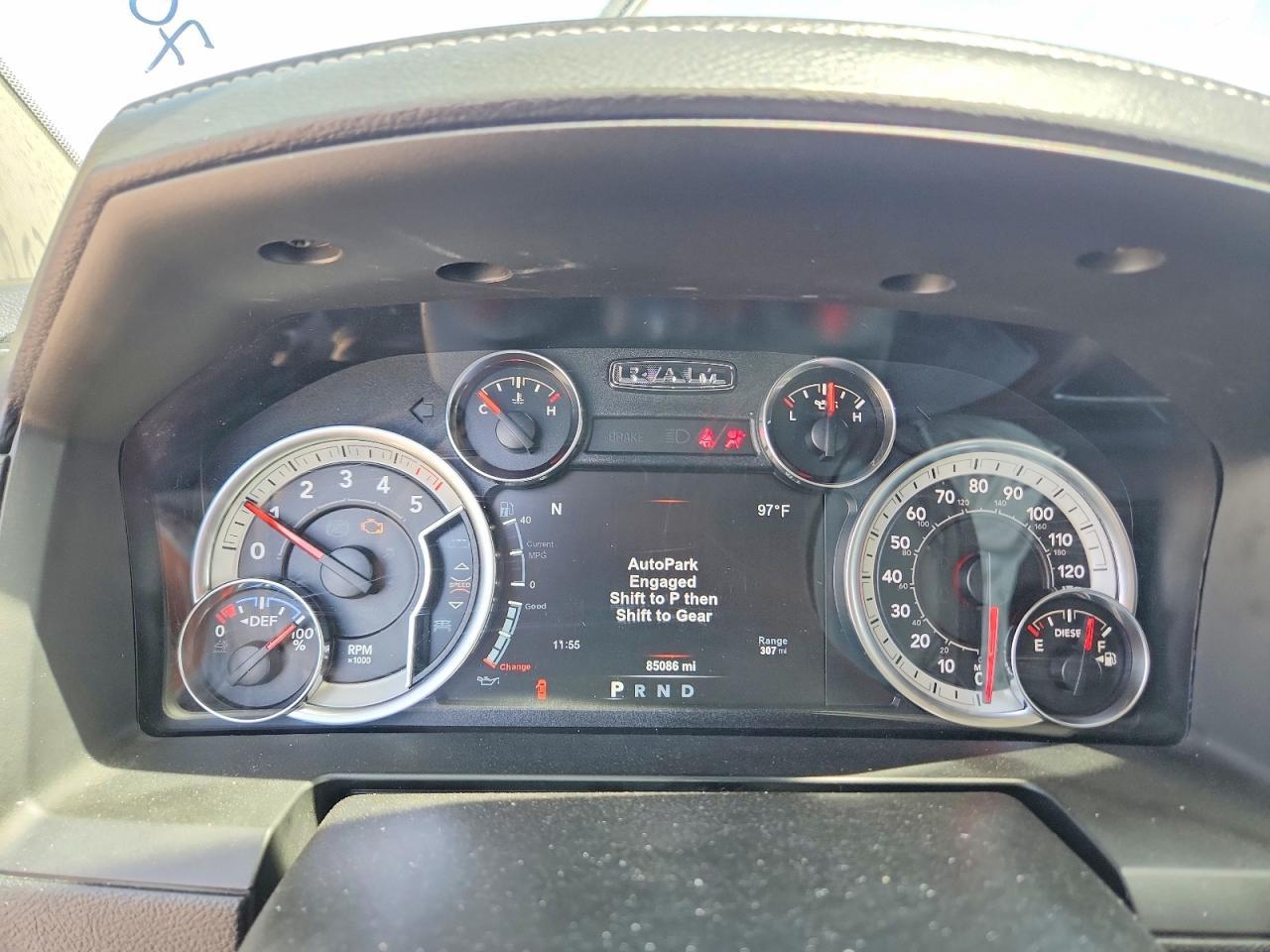 2018 Ram 1500 Laramie - zdjęcie 9
