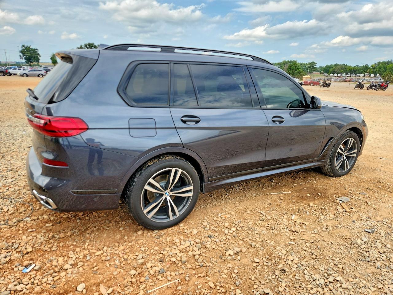 2019 BMW X7 xDrive40I - zdjęcie 3