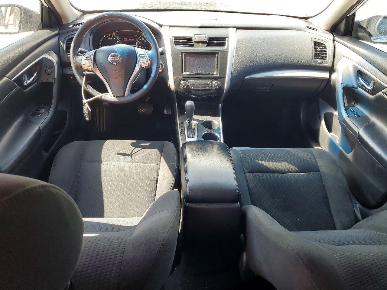 2015 Nissan Altima 2.5 S - zdjęcie 8