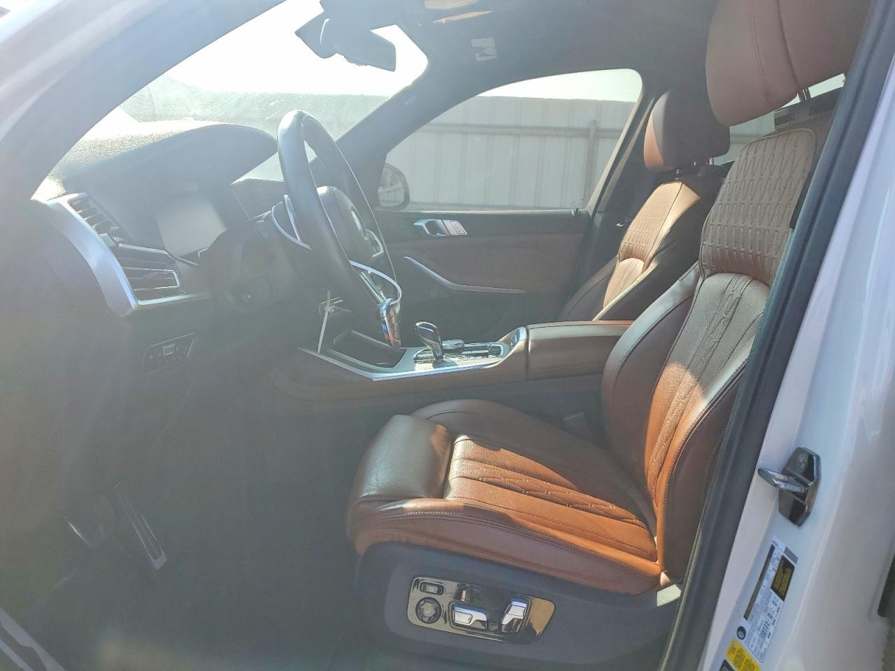 2020 BMW X7 xDrive40I - zdjęcie 7