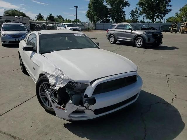 2014 Ford Mustang - zdjęcie 13