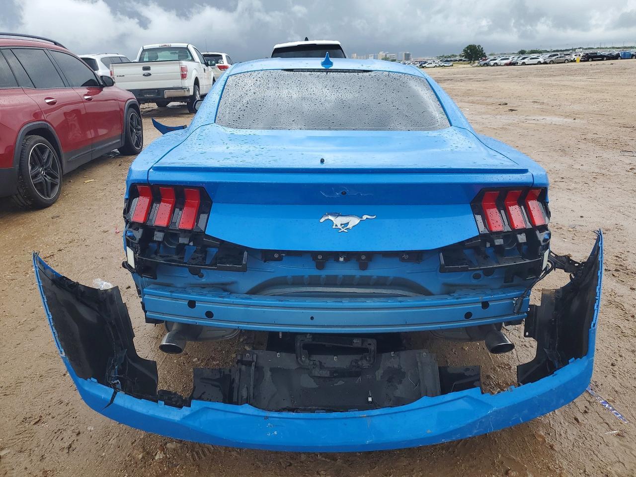 2024 Ford Mustang - zdjęcie 6
