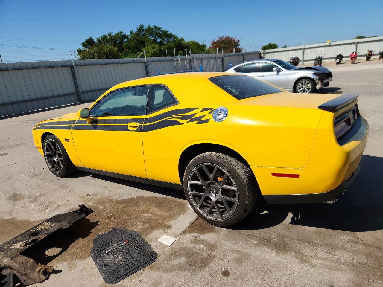 2017 Dodge Challenger R/T - zdjęcie 2
