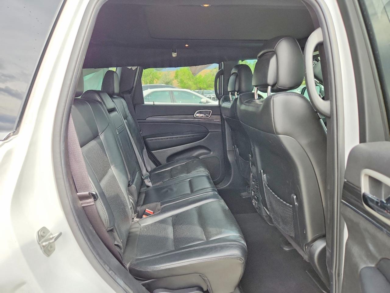 2021 Jeep Grand Cherokee Limited - zdjęcie 11