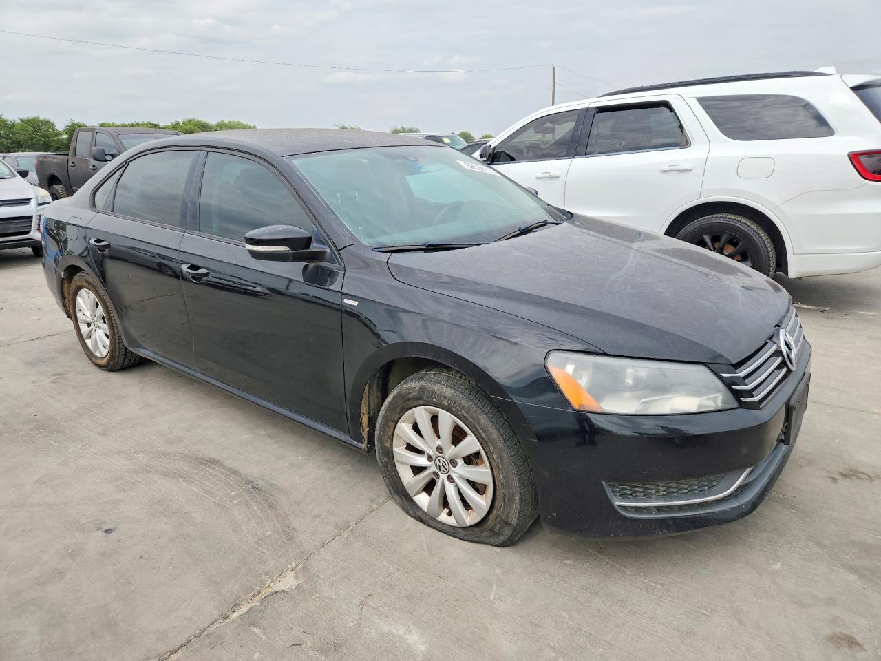 2014 Volkswagen Passat S - zdjęcie 4