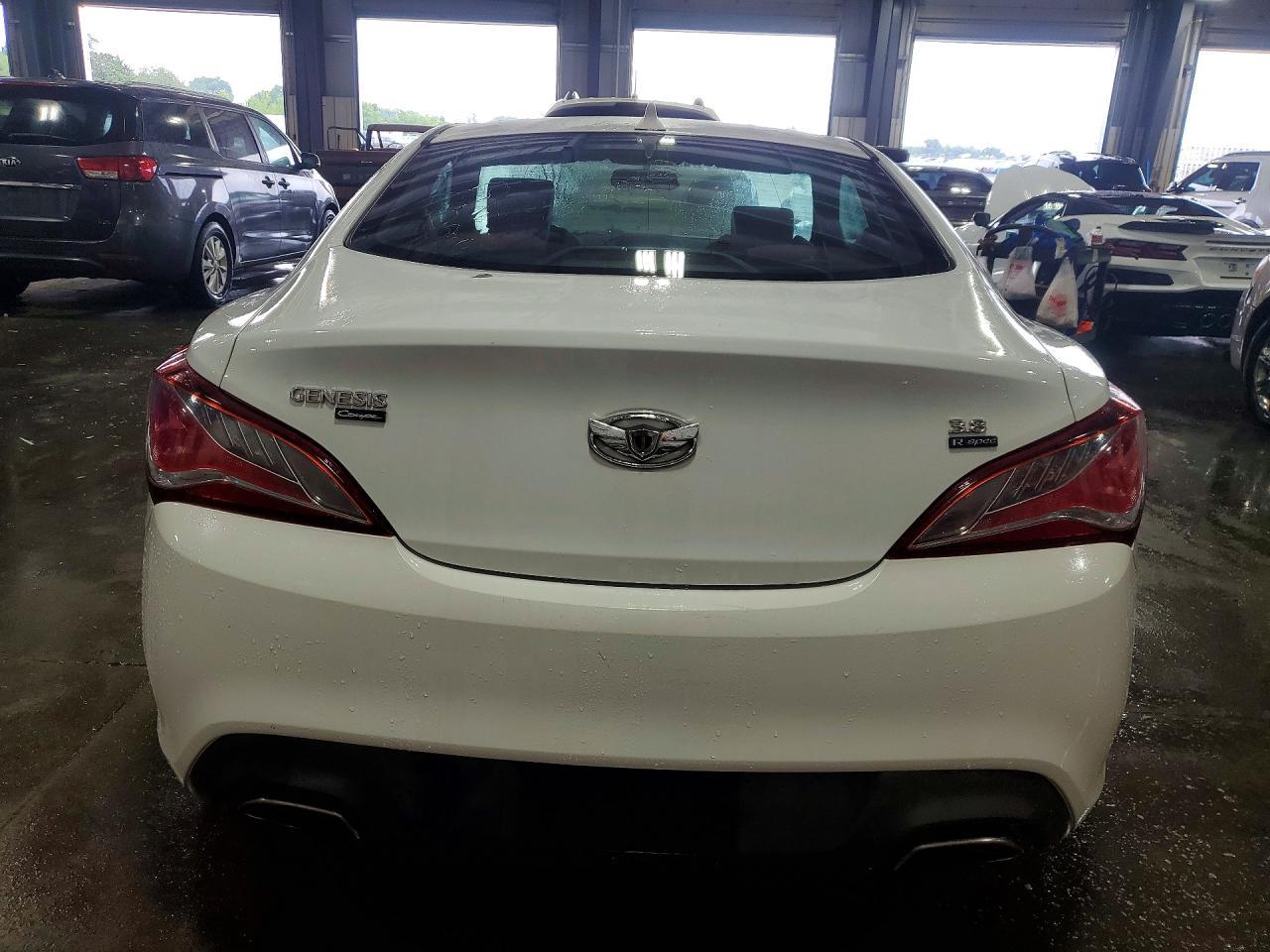 2013 Hyundai Genesis Coupe 3.8 R-Spec - zdjęcie 6