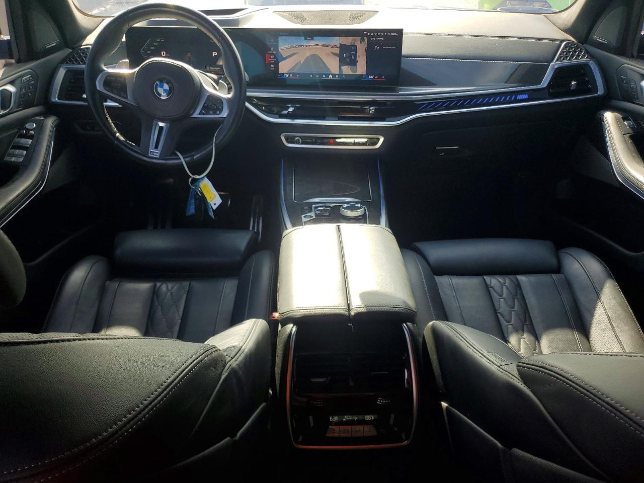 2024 BMW X7 M60I - zdjęcie 8