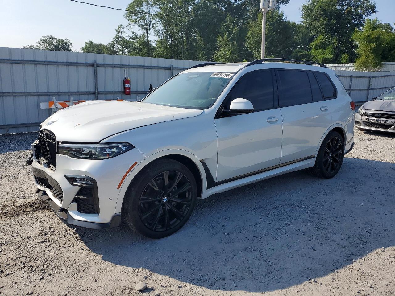 2020 BMW X7 xDrive40I - zdjęcie główne