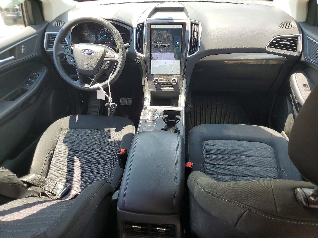 2022 Ford Edge Se - zdjęcie 8