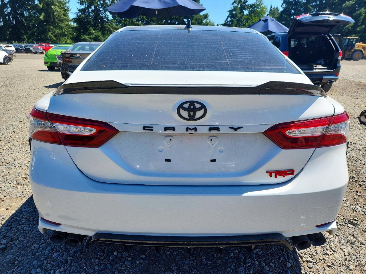 2019 Toyota Camry Xse - zdjęcie 6