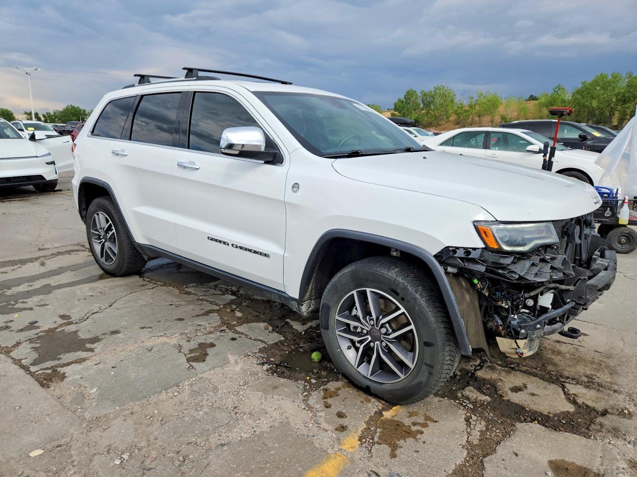 2021 Jeep Grand Cherokee Limited - zdjęcie 4