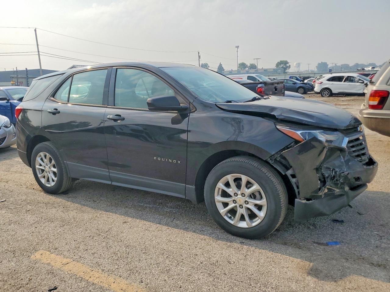 2018 Chevrolet Equinox Ls - zdjęcie 4