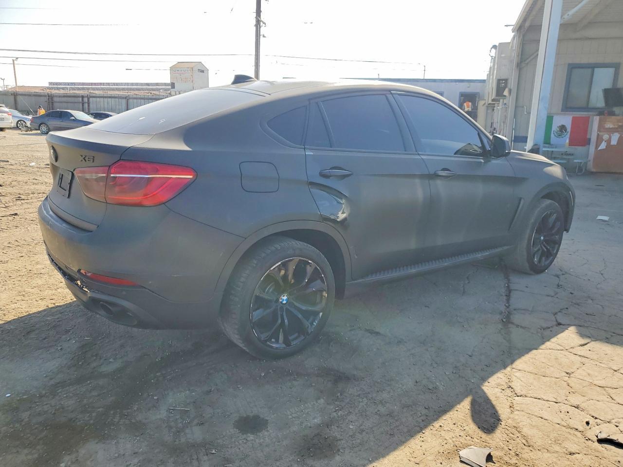 2016 BMW X6 xDrive35I - zdjęcie 3