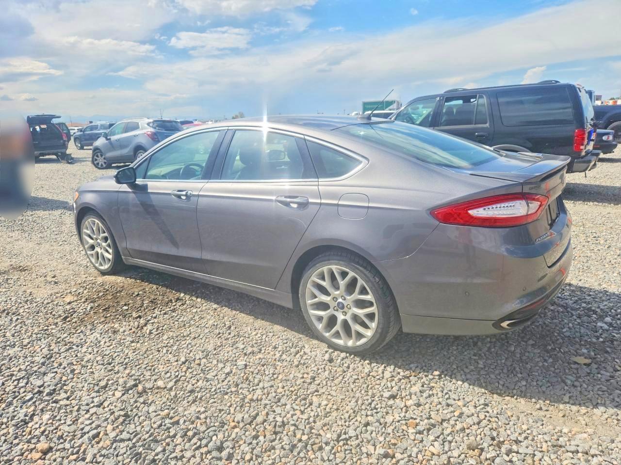 2014 Ford Fusion Titanium - zdjęcie 2