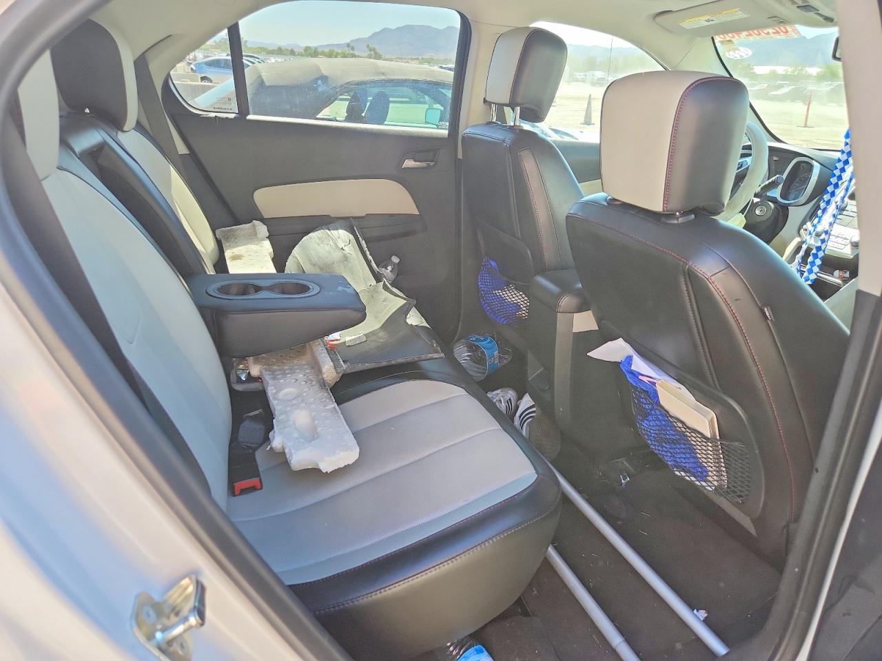 2017 Chevrolet Equinox Premier - zdjęcie 11