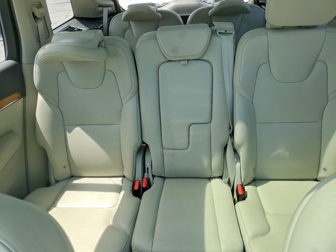 2021 Volvo Xc90 T6 Momentum - zdjęcie 11