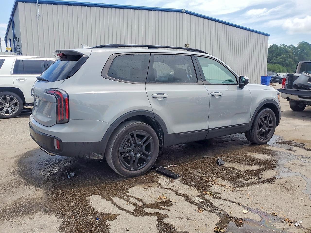 2025 Kia Telluride Ex X-Line - zdjęcie 3