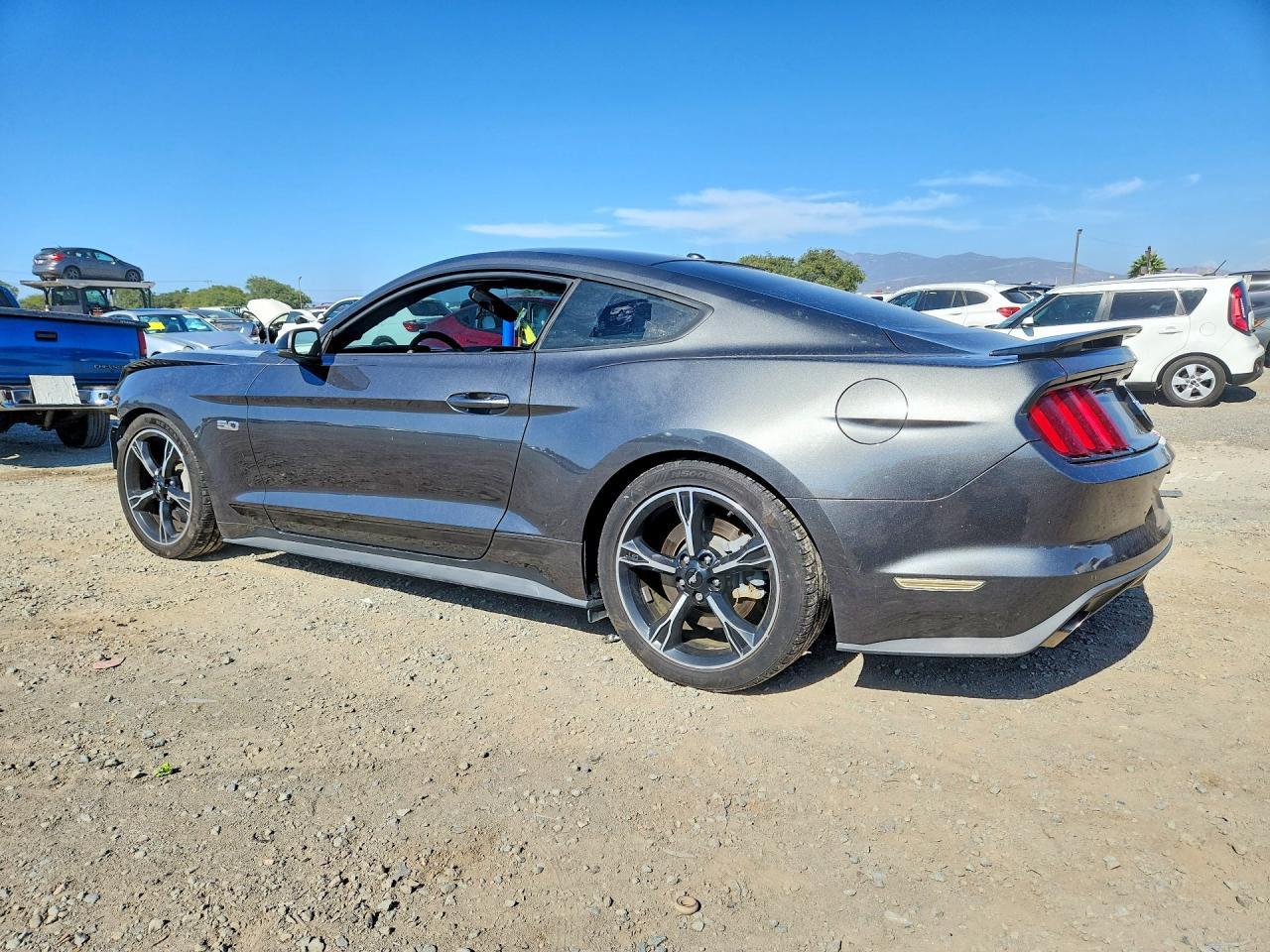 2017 Ford Mustang Gt - zdjęcie 2