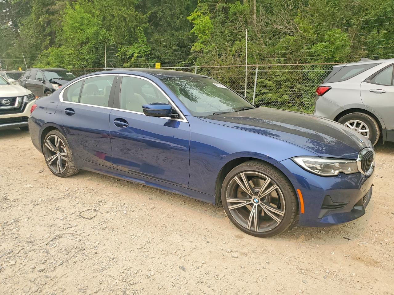 2020 BMW Seria 3 330i - zdjęcie 4