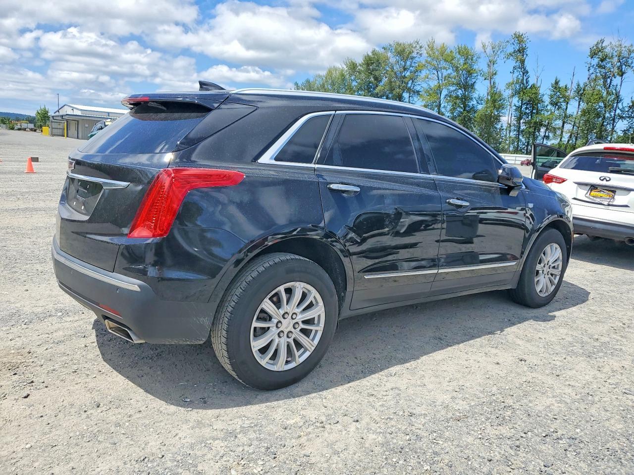 2017 Cadillac Xt5 - zdjęcie 3