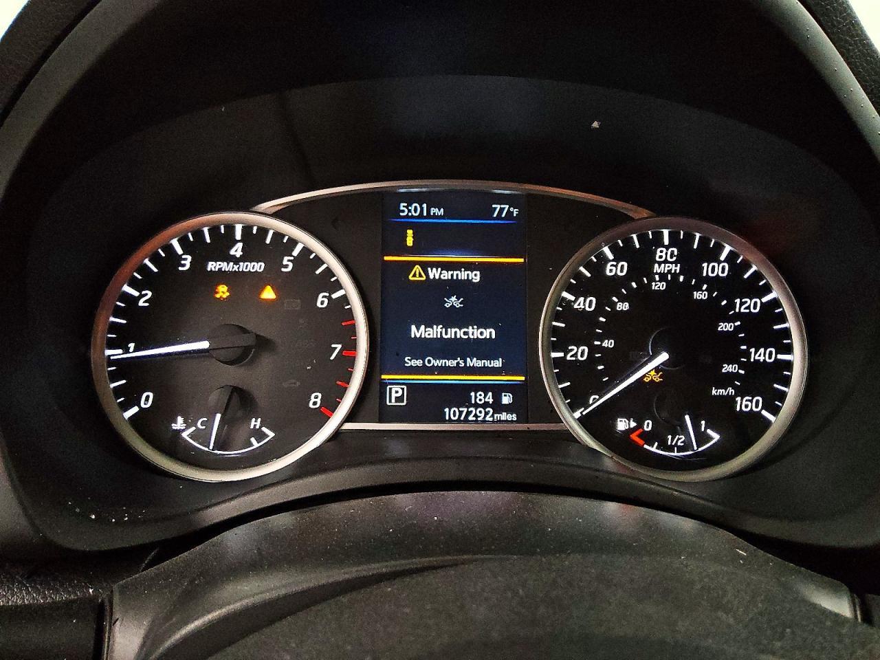 2019 Nissan Sentra Sr - zdjęcie 9