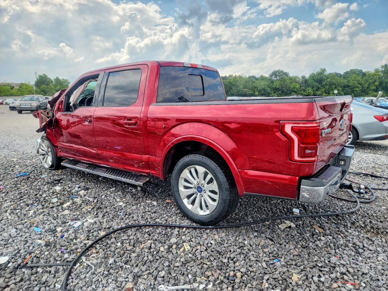 2015 Ford F150 Supercrew - zdjęcie 2