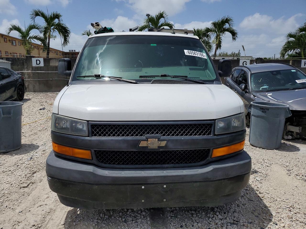 2018 Chevrolet Express G2500 - zdjęcie 5