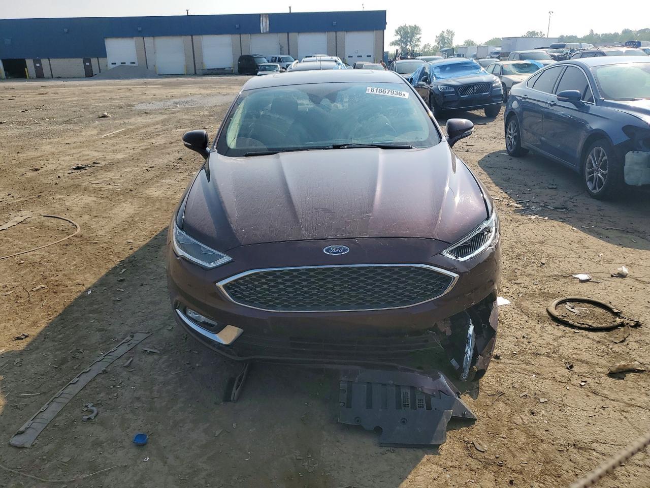 2017 Ford Fusion Titanium Hev - zdjęcie 5