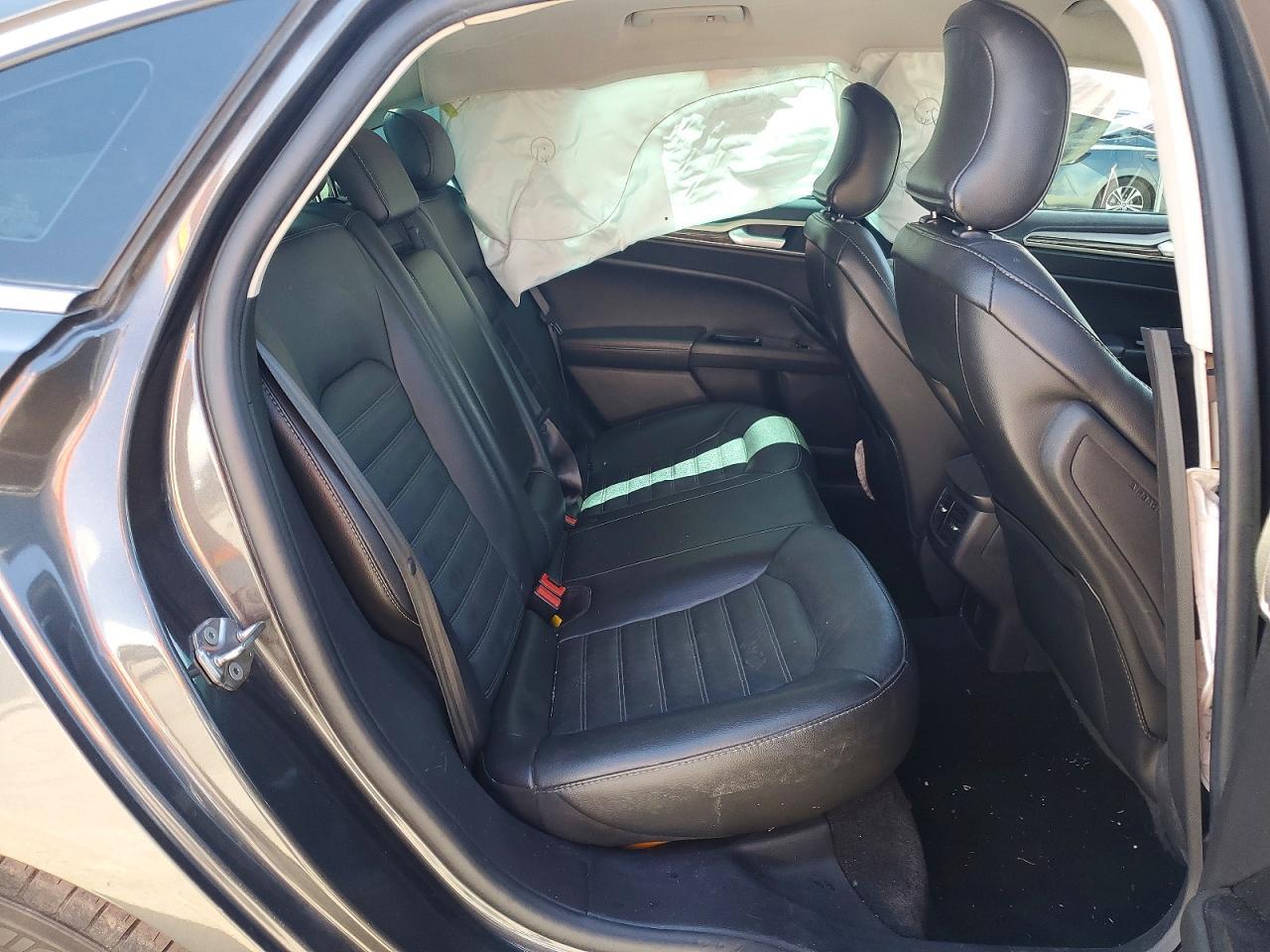 2016 Ford Fusion Se - zdjęcie 10