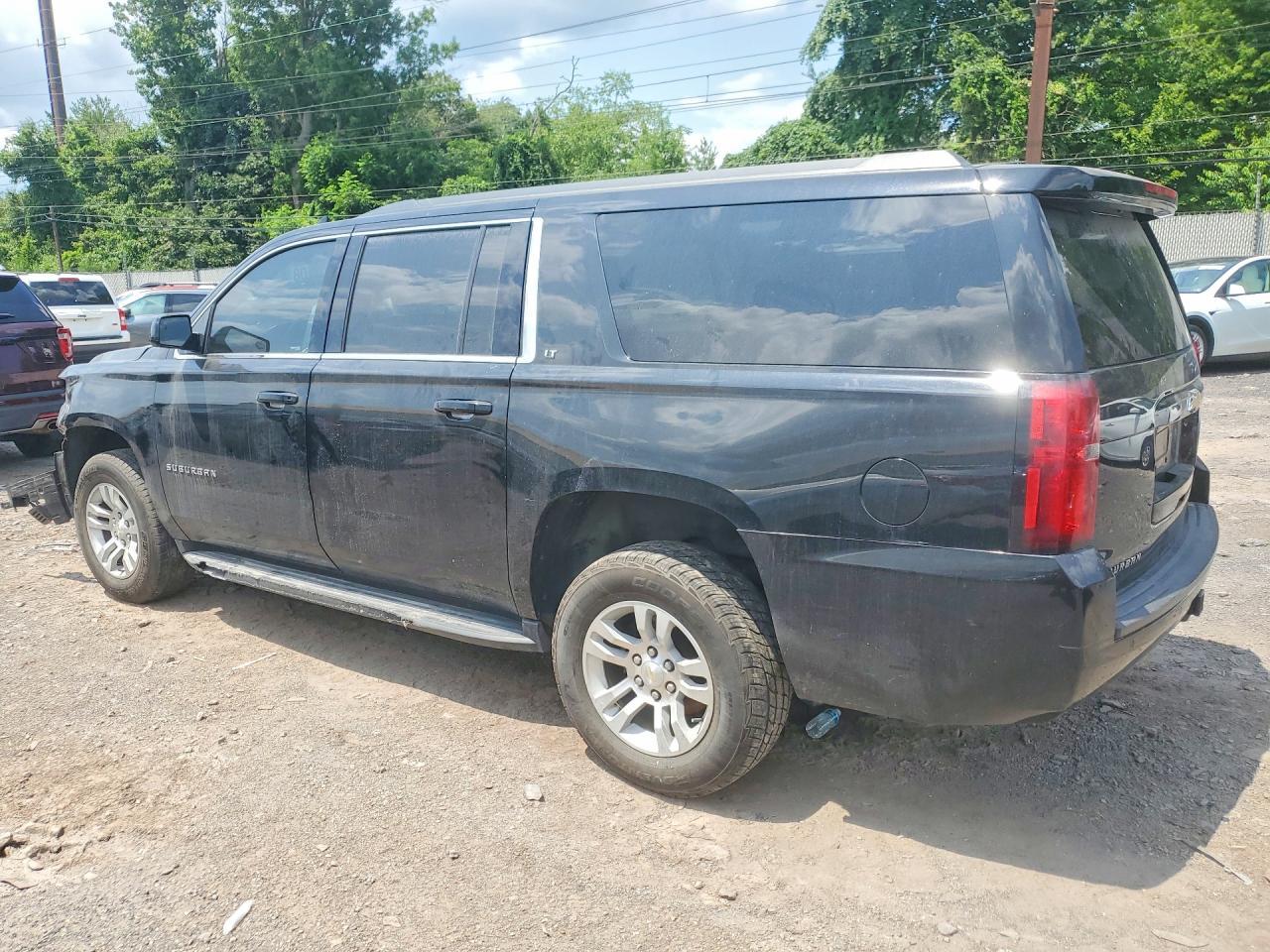 2019 Chevrolet Suburban K1500 Lt - zdjęcie 2