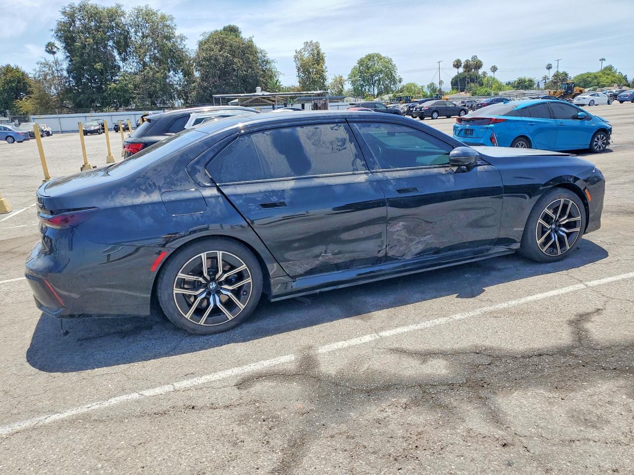 2024 BMW I7 xDrive60 - zdjęcie 3