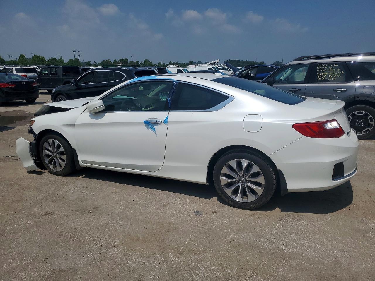 Honda Accord - zdjęcie 2