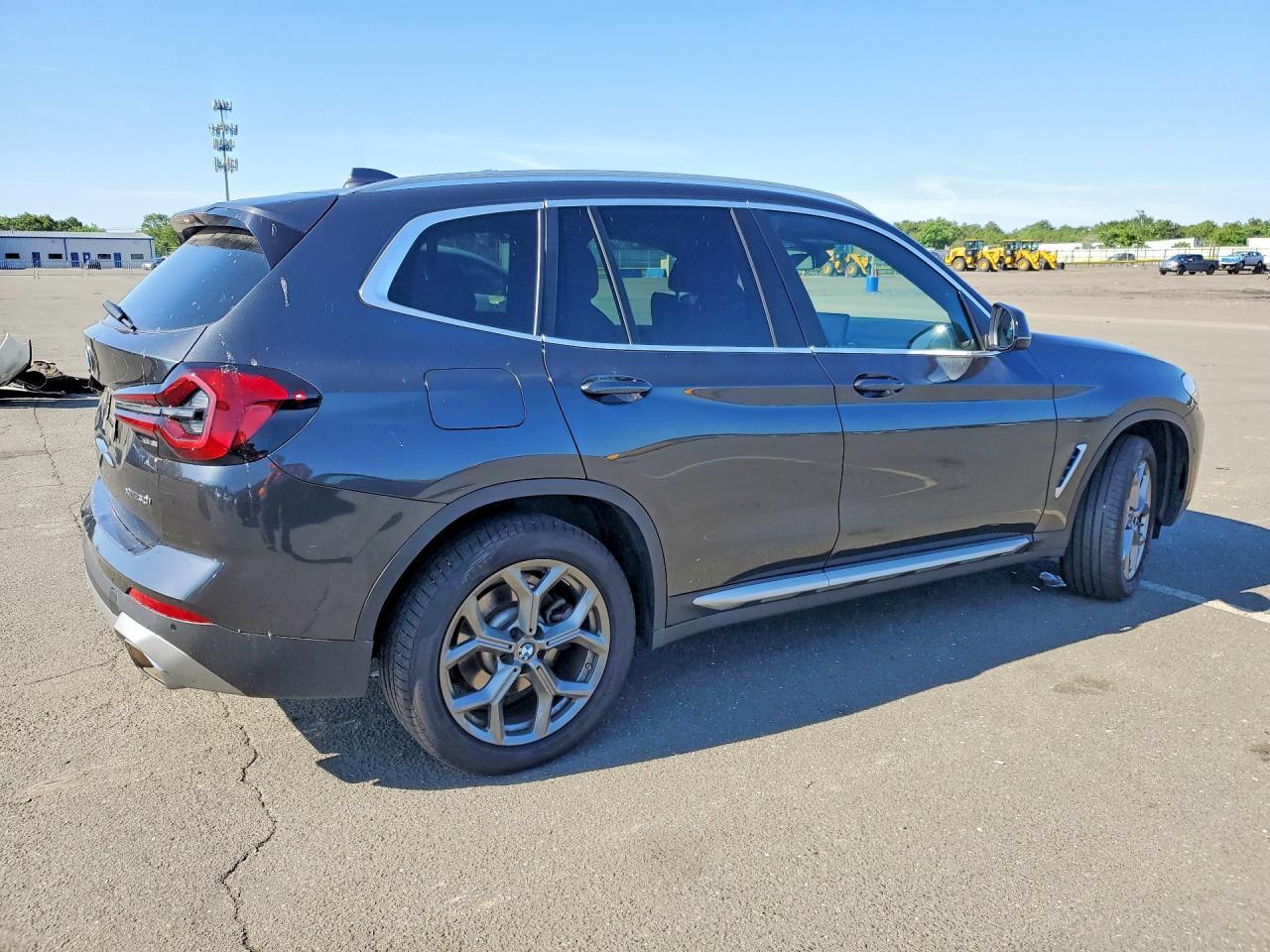 2024 BMW X3 xDrive30I - zdjęcie 3