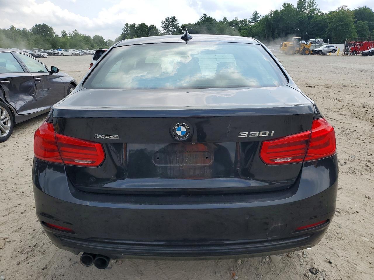 2018 BMW 330 Xi - zdjęcie 6