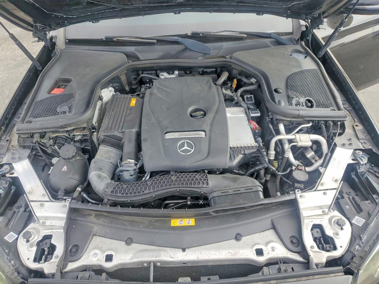 2019 Mercedes-Benz E 300 - zdjęcie 11