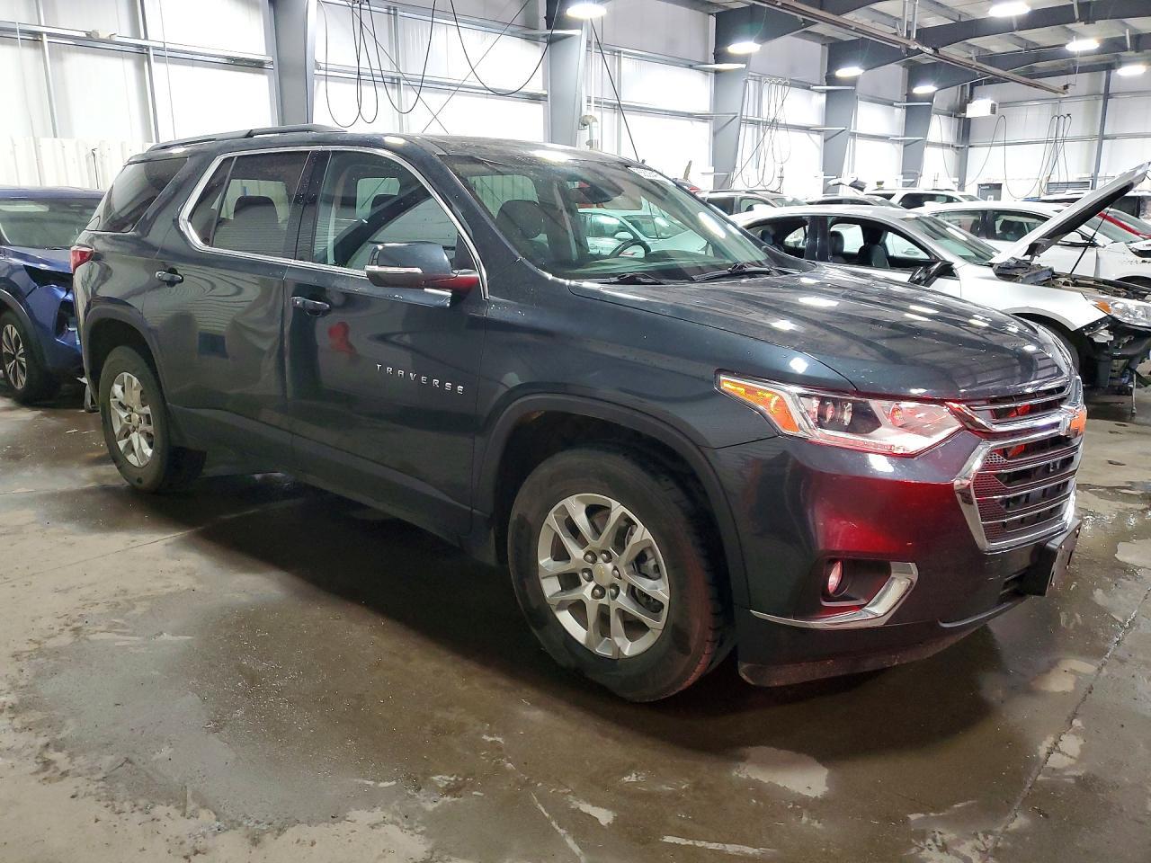 2021 Chevrolet Traverse Lt - zdjęcie 4