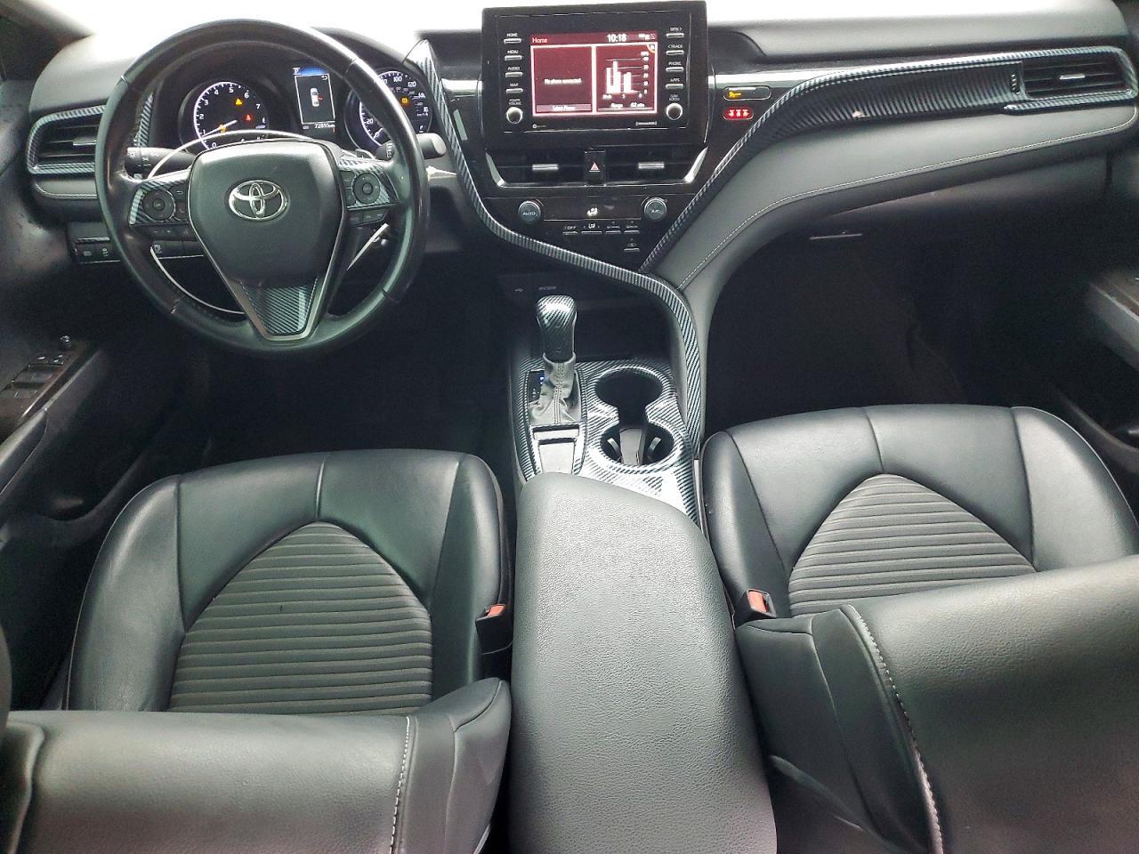 2021 Toyota Camry Se - zdjęcie 8