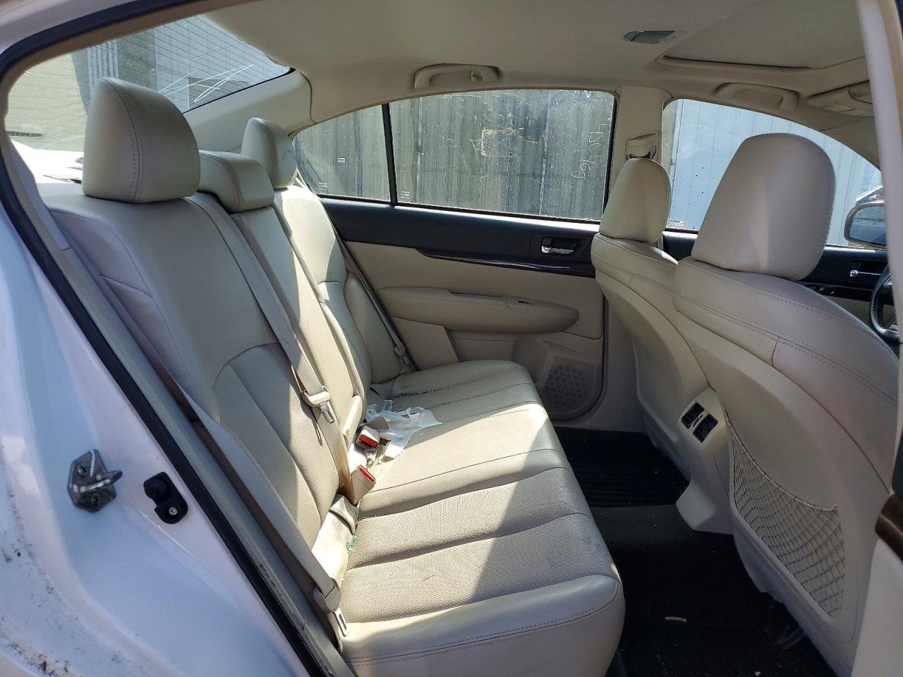 2013 Subaru Legacy 2.5I Limited - zdjęcie 10