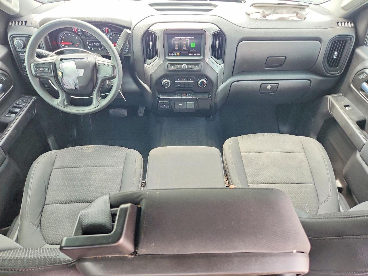 2020 Chevrolet Silverado K1500 Custom - zdjęcie 8