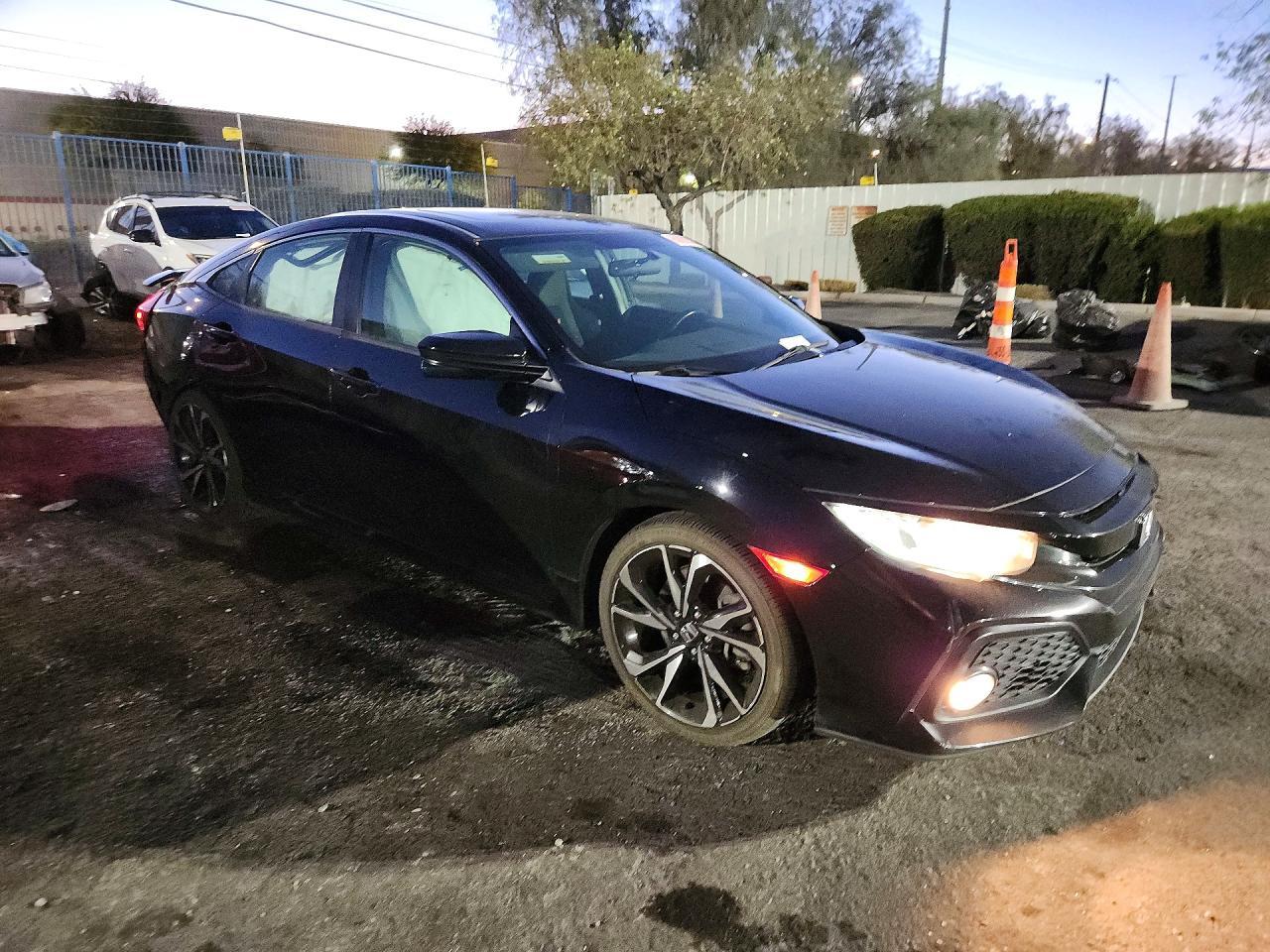 2018 Honda Civic - zdjęcie 4