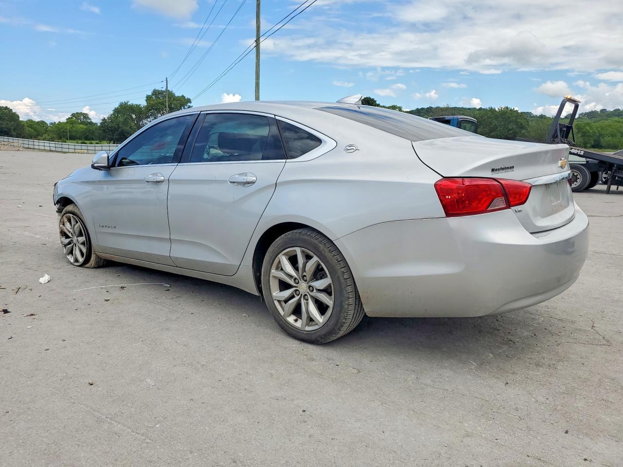 2018 Chevrolet Impala Lt - zdjęcie 2
