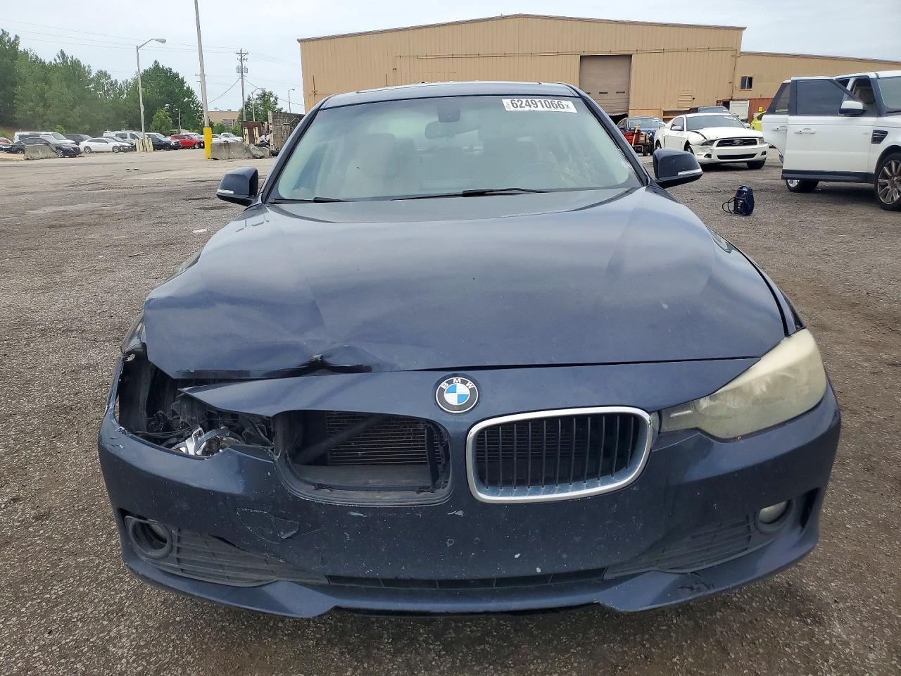 2014 BMW 320 I - zdjęcie 5
