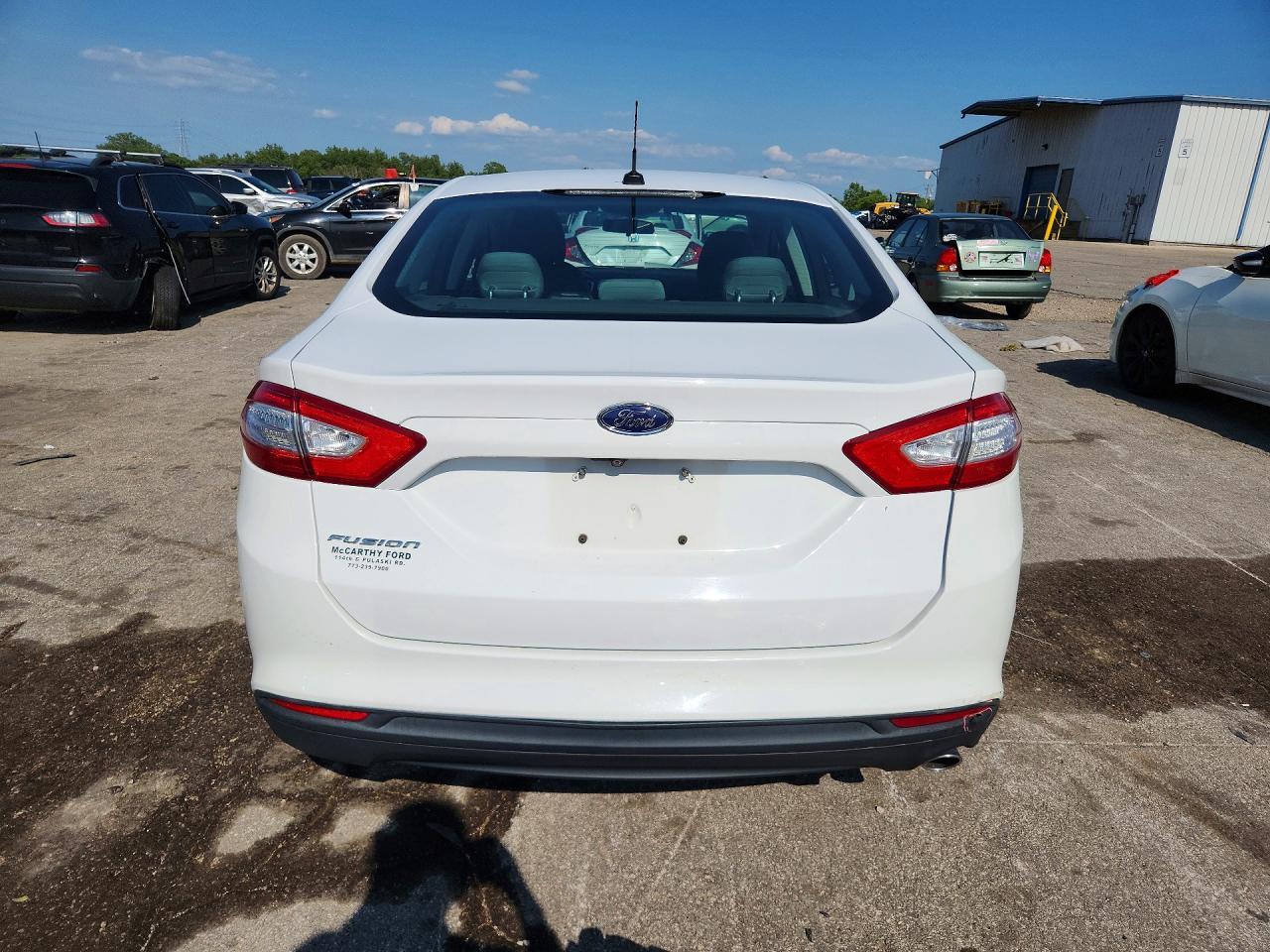 2016 Ford Fusion S - zdjęcie 6
