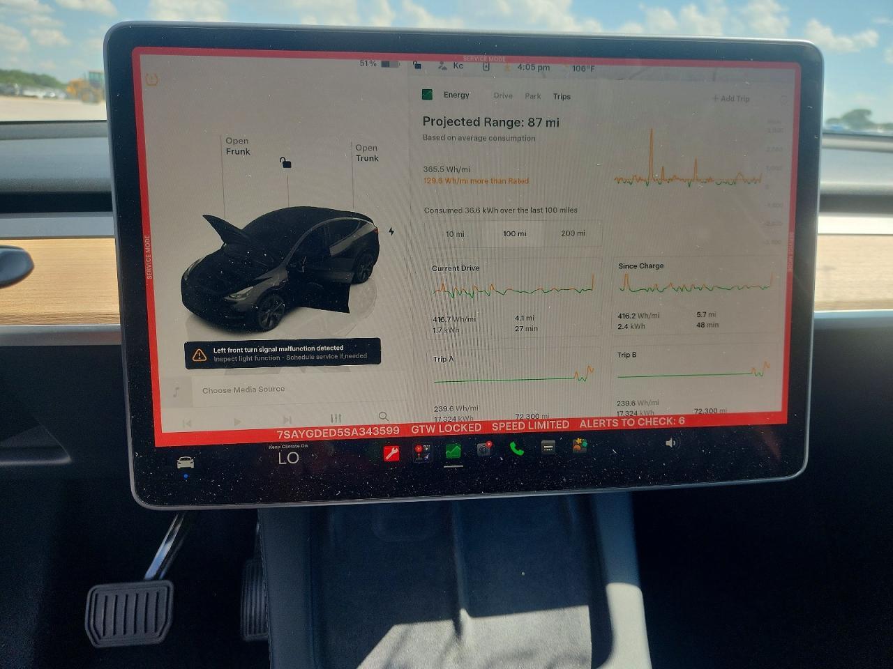 2025 Tesla Model Y - zdjęcie 9