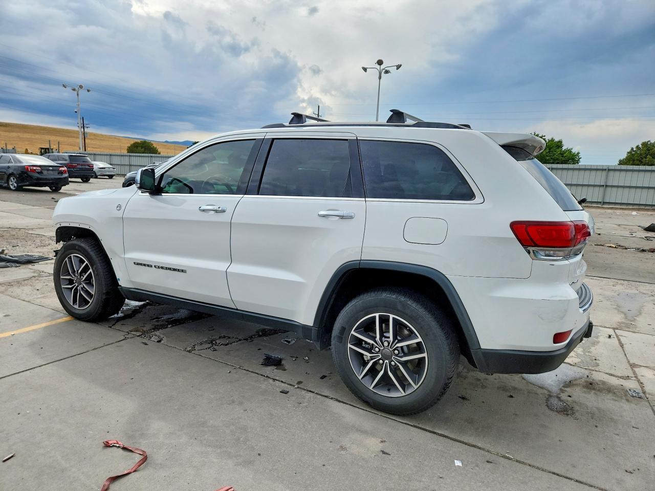 2021 Jeep Grand Cherokee Limited - zdjęcie 2